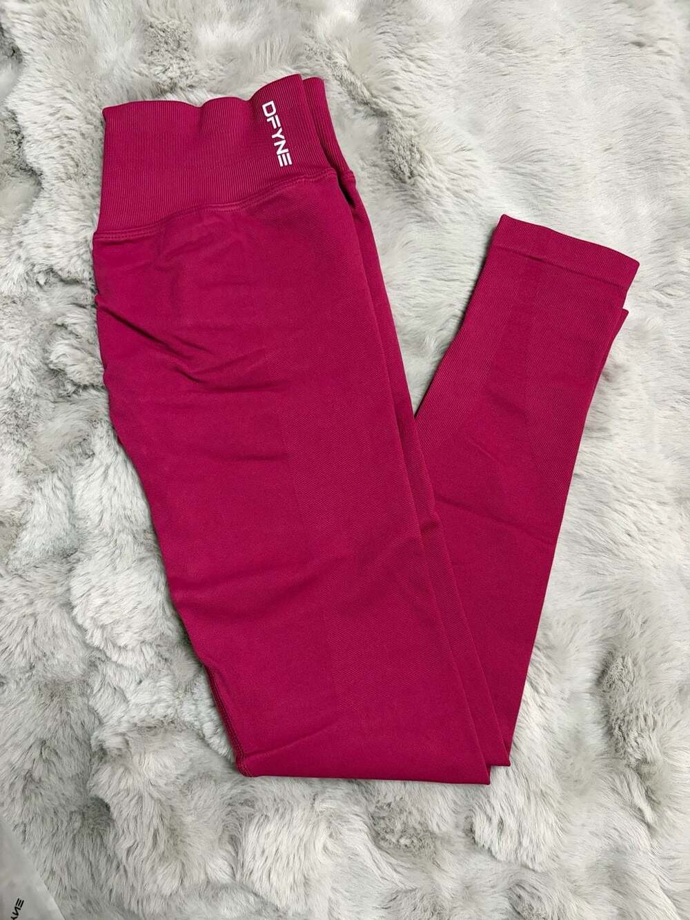 DFYNE Impact Seamless Leggings Size L Berry Pink